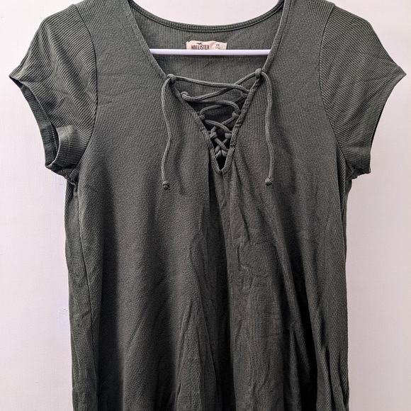 Hollister Tops - Hollister Medium Green V-neck Tee